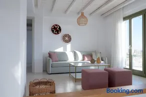 White Cliff Villas Paros - Image 1