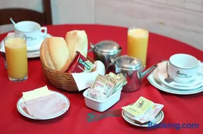 Shelton Hotel - Image 4