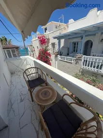 Agia Anna Seafront Studios - Image 3