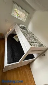 Modernt gästhus med två sovrum och bäddsoffa - Image 2