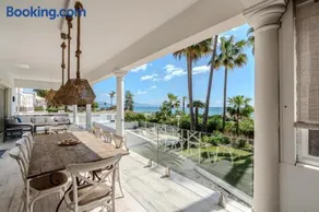 Casa Blanca - Image 1
