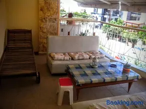 Roses Apartments - Image 4