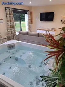 Gîte romantique bohème avec jacuzzi privé - Le gîte d'Agathe - Image 5