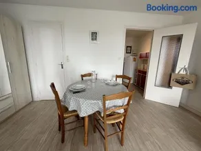 Studio spacieux, proche mer et thalasso, parking privé - Image 3
