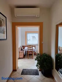 Guest House Surina - Image 2