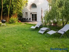 Villa élégante à Château-la-Vallière avec piscine privée - Image 2