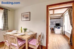 2 Bed in Field Dalling oc-1643 - Image 2