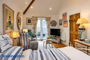 Finest Retreats - The Rectory Nook Annexe - Image 1