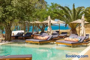 Plataria Seaside Resort - Image 2