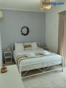 Calypso Two Bedroom Apartment - Image 2