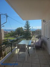 Nature & Sea Paradise in Analipsi - Image 1