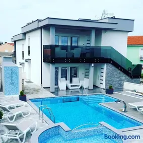 LUXURY VILLA BEGANOVIC-VRH - Image 1