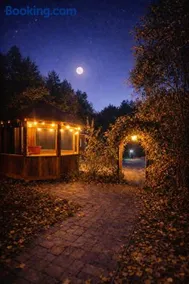 Peaceful Forest Retreat with Fire Pit and BBQ near Mansfield Ski Club - Image 4