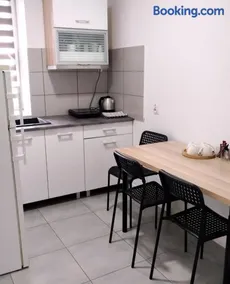 Noclegi Tuszyn L - Image 1