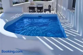 Tyche - Santorini Emporio Villas - Image 3