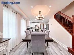 Cheerful & Modern Home w/ a Walkout Deck Area - Image 2