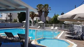 Dinos Pool Apartment - Image 2