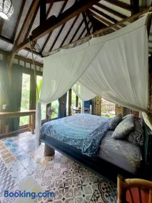 Villa Batari - Artsy Joglo - Private Swimming Pool - Image 3
