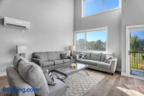 Michigan Condo Unit 204 - Image 4