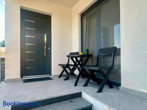 Apartment First Row - Image 3