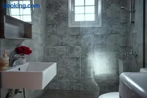 Nikolas Apartment - Image 5