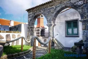 Ribeirinha House - Image 2