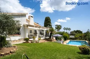 Koti Rentals - Villa Los Geranios - Image 2