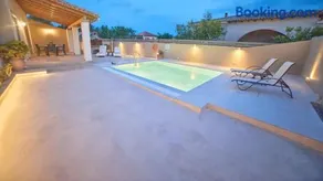 Villa Tesoro - Image 1