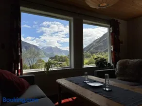Spacious House with Fjordview - Image 3