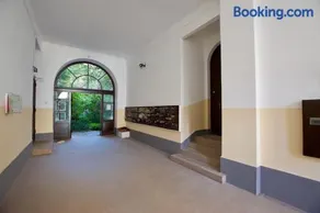 St King 11 Rooms by Staymood Holidays - Image 3