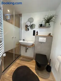 Tiny Haus - Image 2