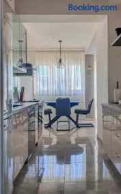 Stadium apartment - Image 2