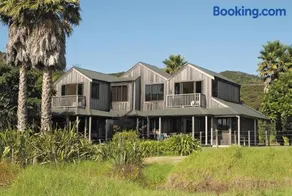 Pawhaoa Bay Villas - Image 1