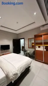 شقق ثري ستار للشقق المخدومة 6 - Image 2