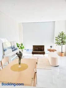 Brand-New 2-Bedroom Unit in Canley Heights - Image 2