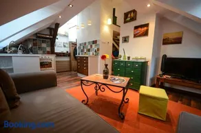 St. Gellért Square - Minilux Apartman - Image 1