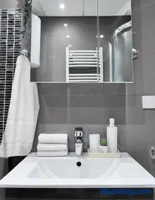 Primavera Apartment - Image 3