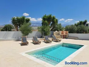 Olive Horizon Villa - Image 1