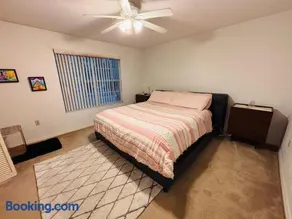 Townhouse 2 bed 2 bath neat and comfy - Image 2