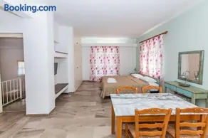 Lido Apartments Tolo - Image 3