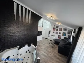Moft Hotel Apartments Free Parking Self Check-In - Image 1