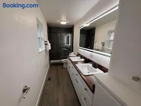 Tahoe Hideaway - Image 3