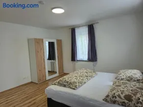 Travel & Bike Apartments an der Donau - mit WLAN & Bike Garage - Image 5