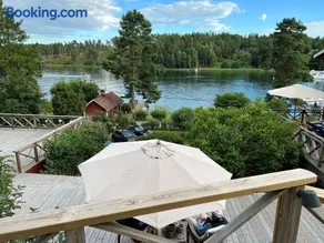 Exclusive guesthouse with stunning Seaview! - Image 1
