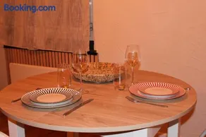 Charmant Studio Duplex - Image 2