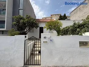 Orange Tree Private Home - Image 1
