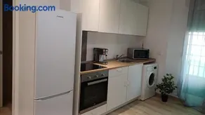 Apartamentos en Alameda junto al Corte Inglés - Image 1