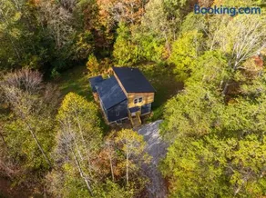 New listing-- Hocking Hills Modern Cabin - Image 4