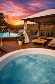 La Casa Kiara - Heated Pool, Jacuzzi & Forest View - Image 1