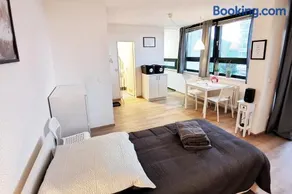 DA01 - Gemütliches 1-Zimmer-Apartment mit Balkon in Darmstadt - Image 3